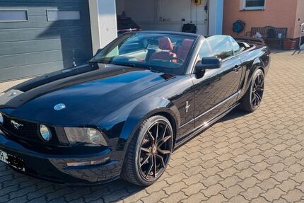 Ford Mustang 111.678 km 20.000 &euro; Büchenbach 91186