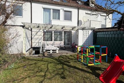 Haus Rückersdorf - 4.5 Zimmer, 110 m&sup2;, 449.000&euro; | Angebot:25329505