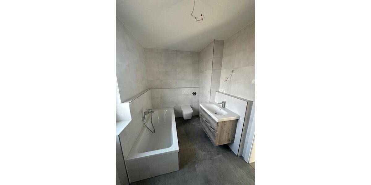 Etagenwohnung Fürth Stadeln - 3 Zimmer, 87 m&sup2;, 1.375&euro; | Angebot:25910341