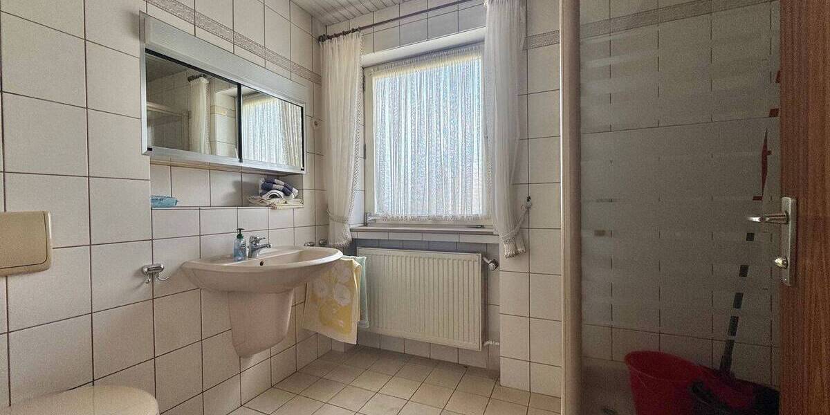 Doppelhaushälfte Feucht - 4 Zimmer, 100 m&sup2;, 425.000&euro; | Angebot:26833525