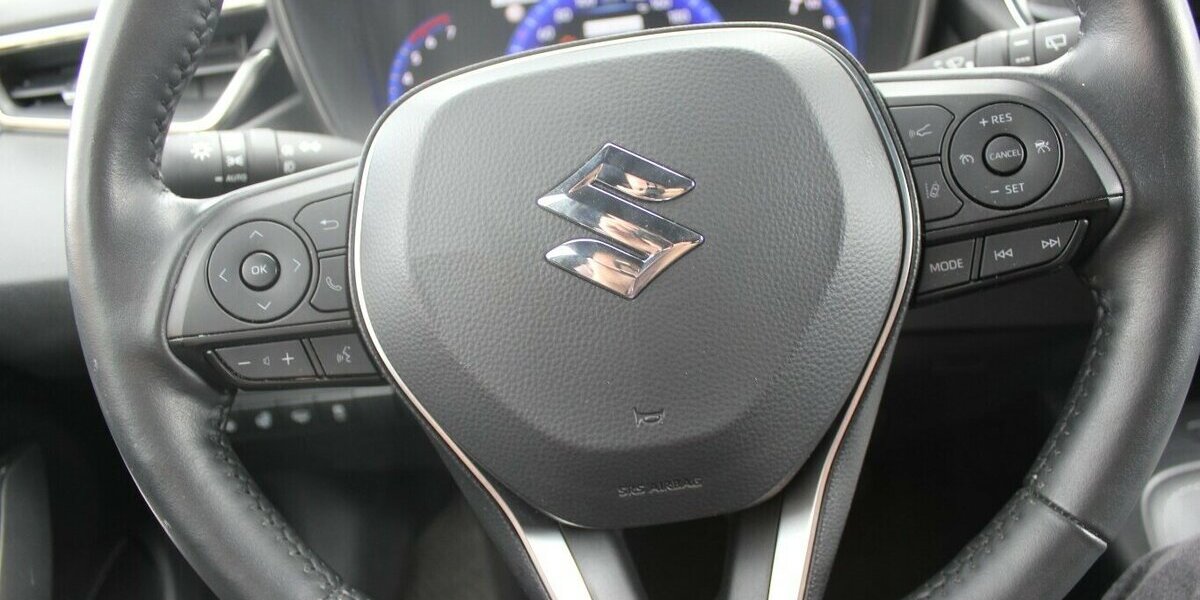 Suzuki Swace 1.8 Hybrid Comfort+ 22.500 km 21.990 &euro; Fürth 90763