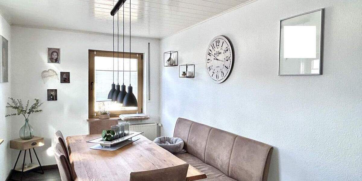 Mehrfamilienhaus, Wohnhaus Langensendelbach - 7 Zimmer, 237 m&sup2;, 664.000&euro; | Angebot:25701556