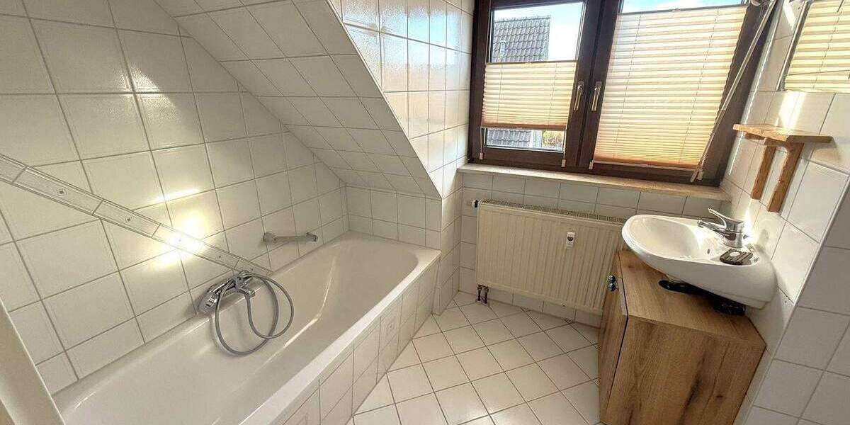 Mehrfamilienhaus, Wohnhaus Langensendelbach - 358.000&euro; | Angebot:25726216