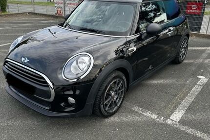 Mini ONE 110.250 km 9.950 &euro; Fürth 90765