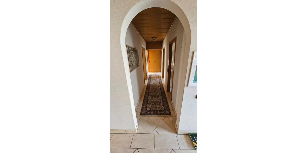 Einfamilienhaus Erlangen Bruck - 7 Zimmer, 140 m&sup2;, 1.850&euro; | Angebot:25895293