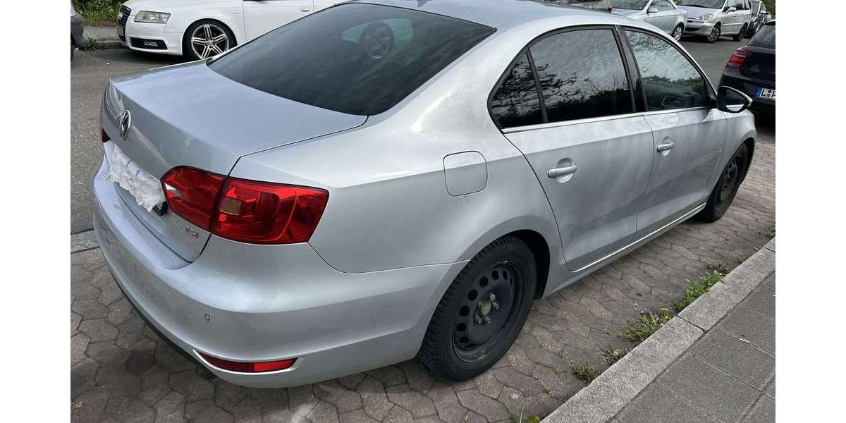 VW Jetta 126.942 km 3.600 &euro; Nürnberg 90478