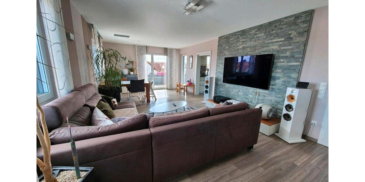 Etagenwohnung Langenzenn - 3 Zimmer, 97 m&sup2;, 1.600&euro; | Angebot:25956943