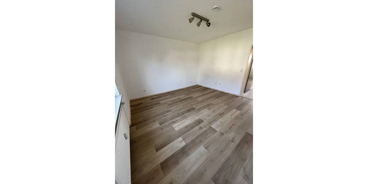 Etagenwohnung Möhrendorf - 3 Zimmer, 86 m&sup2;, 1.020&euro; | Angebot:26228852