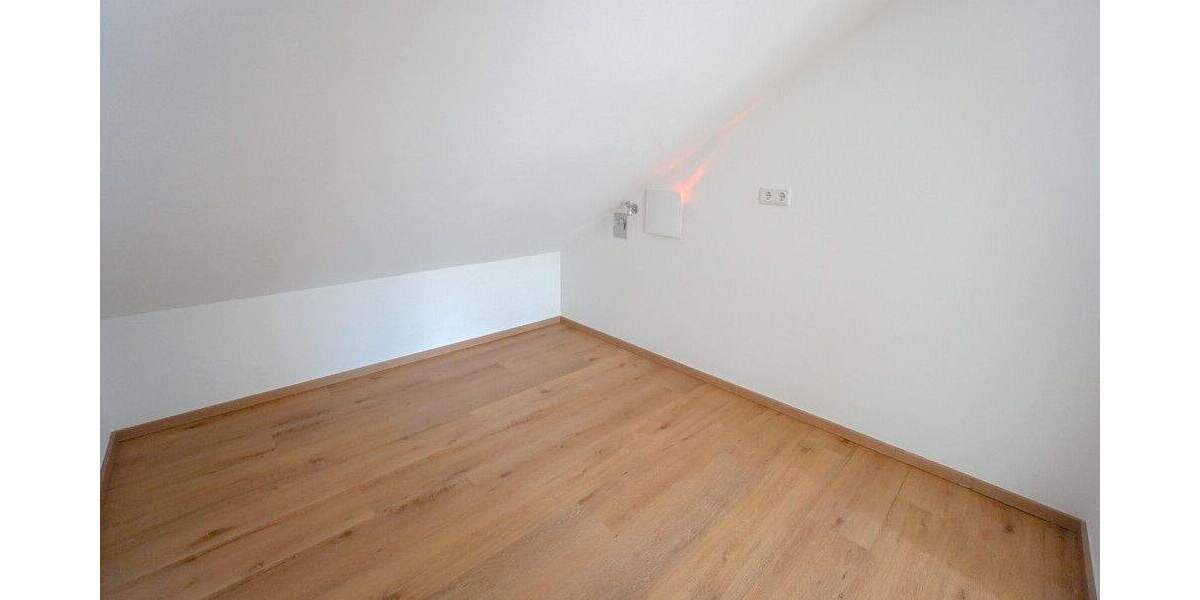 Etagenwohnung Nürnberg Gaismannshof - 3 Zimmer, 70 m&sup2;, 1.112&euro; | Angebot:25672894