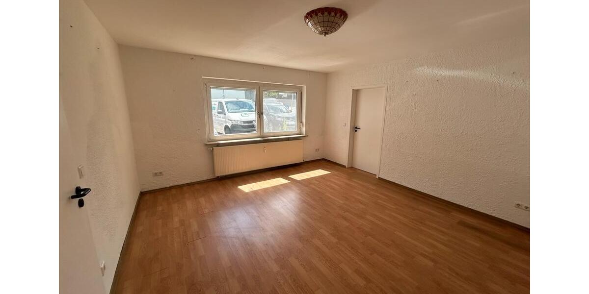 Erdgeschoßwohnung Cadolzburg - 3 Zimmer, 73 m&sup2;, 220.000&euro; | Angebot:26681156