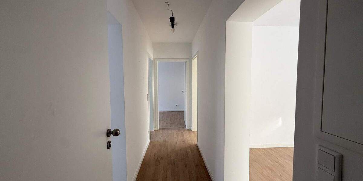 Mehrfamilienhaus, Wohnhaus Nürnberg Falkenheim - 6 Zimmer, 132 m&sup2;, 550.000&euro; | Angebot:25681526