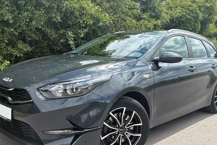 Kia ceed Sportswagon 45.000 km 16.490 &euro; Nürnberg 90455