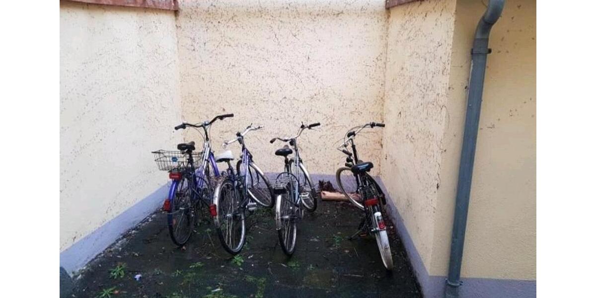 Etagenwohnung Buckenhof - 4 Zimmer, 95 m&sup2;, 1.235&euro; | Angebot:25907821