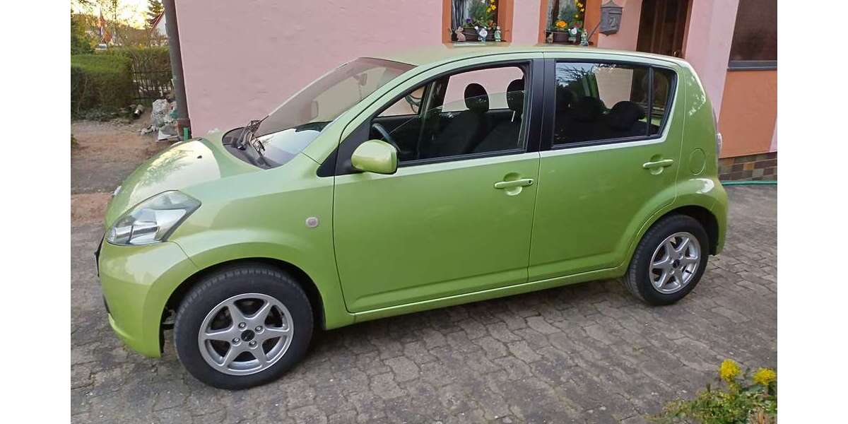 Daihatsu Sirion 160.000 km 2.399 &euro; Neustadt an der Aisch 91413