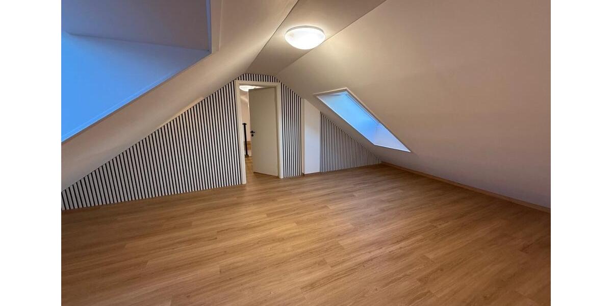 Maisonettenwohnung Herzogenaurach - 3 Zimmer, 94 m&sup2;, 1.600&euro; | Angebot:24568611