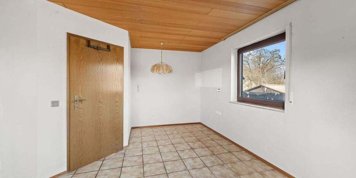 Mehrfamilienhaus, Wohnhaus Hagenbüchach - 1 Zimmer, 261 m&sup2;, 635.000&euro; | Angebot:25670108