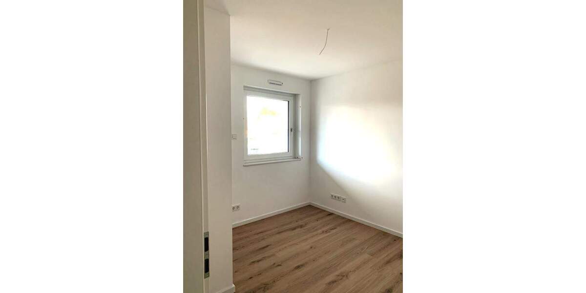 Etagenwohnung Nürnberg Schweinau - 3 Zimmer, 75 m&sup2;, 1.455&euro; | Angebot:25734913