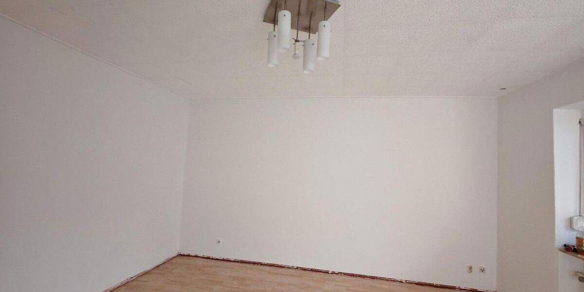 Etagenwohnung Röthenbach an der Pegnitz Röthenbach - 3 Zimmer, 69 m&sup2;, 185.000&euro; | Angebot:25845979