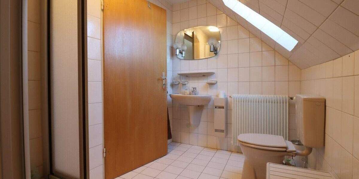 Einfamilienhaus Petersaurach Wicklesgreuth - 5 Zimmer, 128 m&sup2;, 320.000&euro; | Angebot:25797213