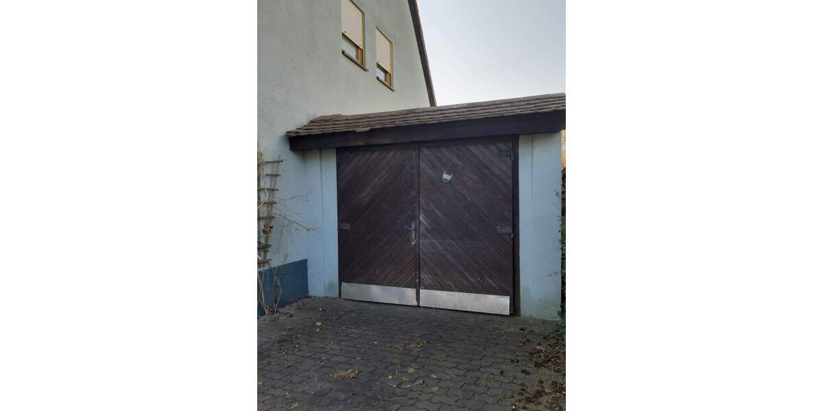 Mehrfamilienhaus, Wohnhaus Nürnberg Leyh - 5 Zimmer, 183 m&sup2;, 575.000&euro; | Angebot:25896359