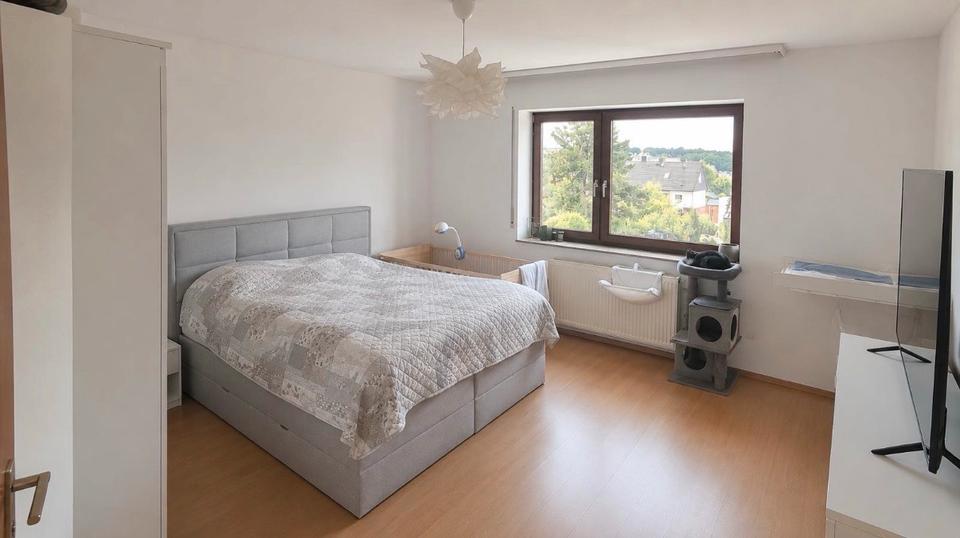 Etagenwohnung Puschendorf - 5 Zimmer, 134 m&sup2;, 1.200&euro; | Angebot:26648156
