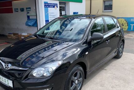 Hyundai i30 121.826 km 4.690 &euro; Nürnberg 90480