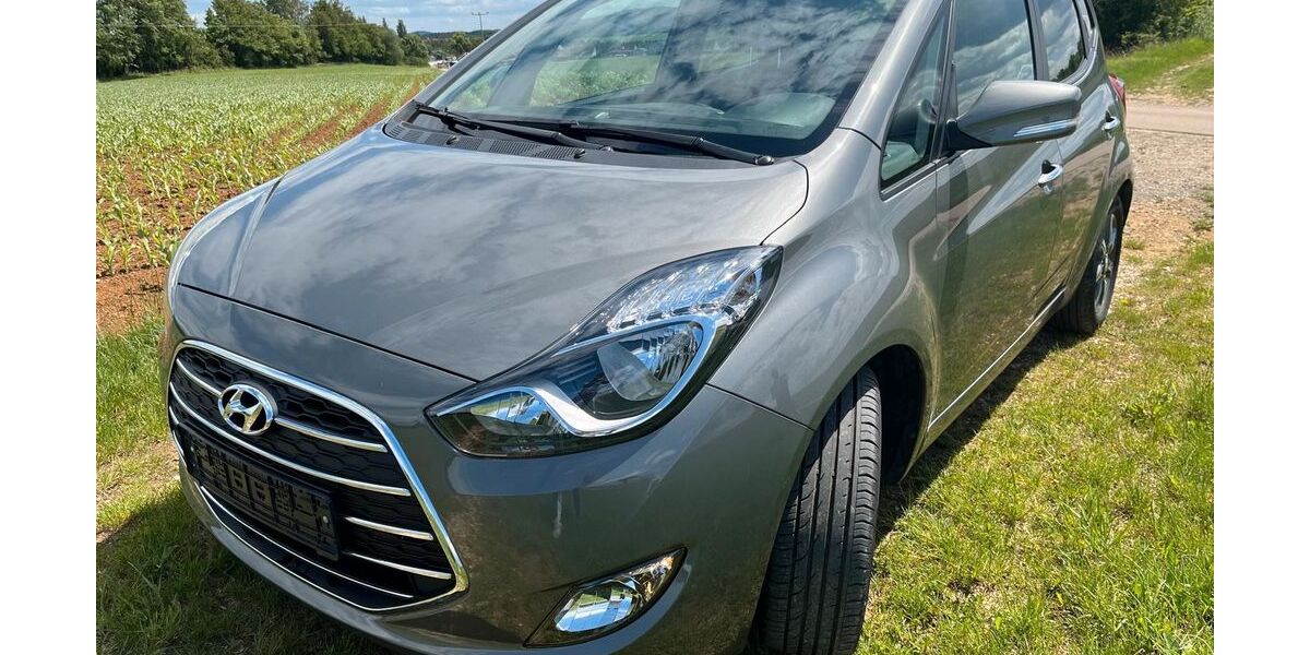 Hyundai ix20 16.800 km 12.499 &euro; Fürth 90762
