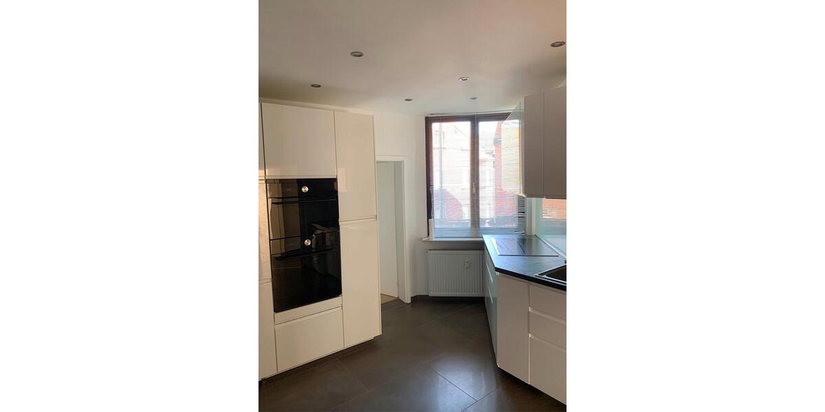 Etagenwohnung Nürnberg Gibitzenhof - 4 Zimmer, 110 m&sup2;, 1.500&euro; | Angebot:27554685
