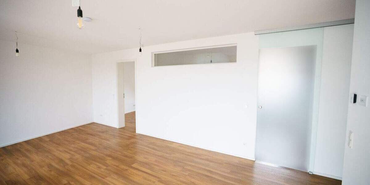 Zimmer Erlangen Bruck - 3 Zimmer, 100 m&sup2;, 1.390&euro; | Angebot:25864435