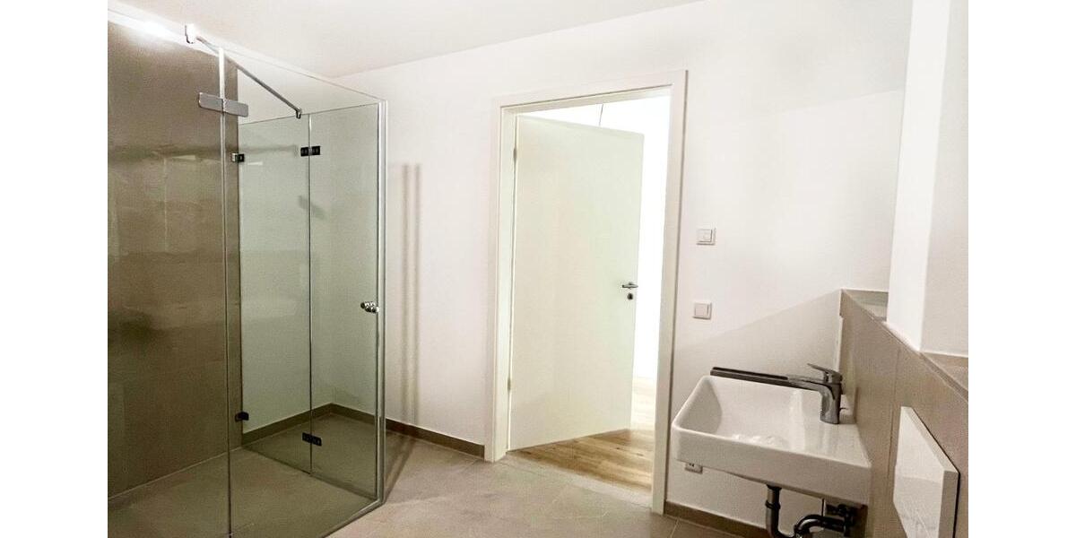 Etagenwohnung Fürth Südstadt - 2 Zimmer, 63 m&sup2;, 1.221&euro; | Angebot:21871804