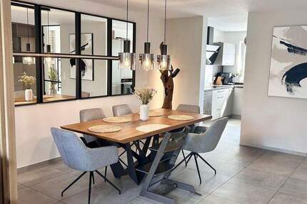 Haus Adelsdorf - 5 Zimmer, 163 m&sup2;, 589.000&euro; | Angebot:25823694