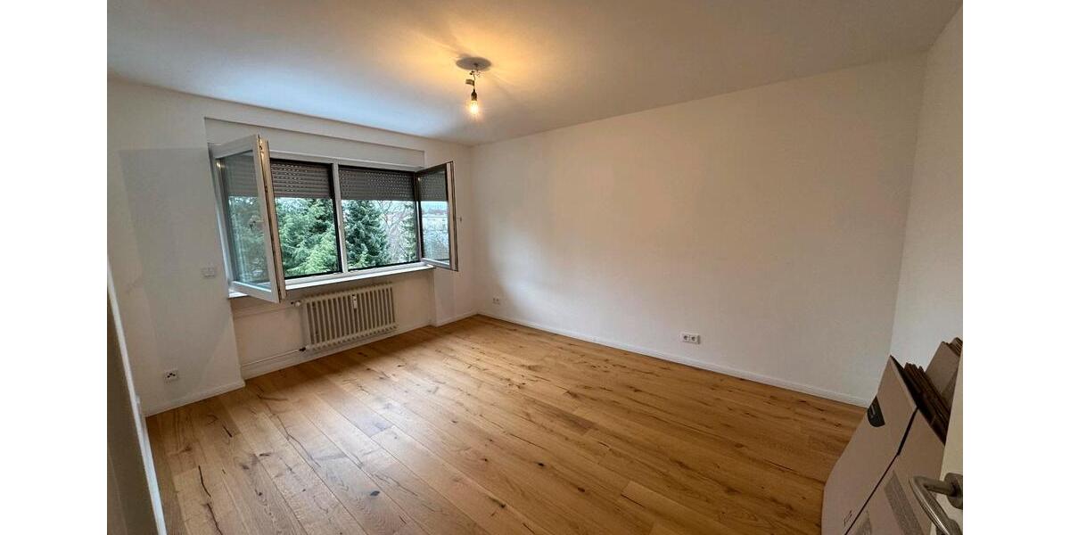 Etagenwohnung Zirndorf - 3 Zimmer, 85 m&sup2;, 1.200&euro; | Angebot:25406636
