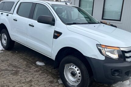 Ford Ranger 216.000 km 8.900 &euro; Nürnberg 90431