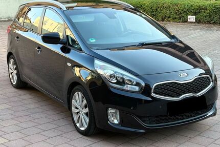 Kia Carens 142.000 km 5.490 &euro; Nürnberg 90451
