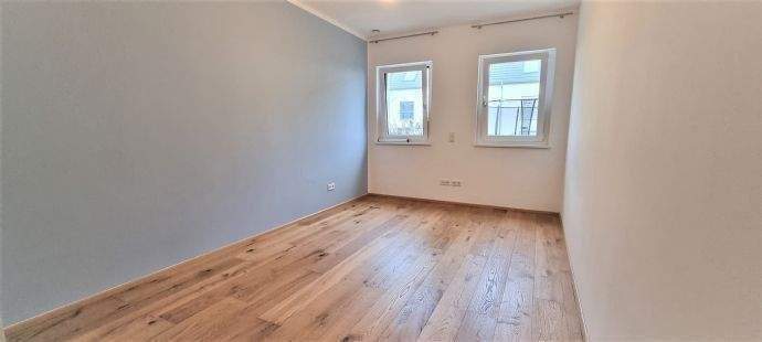 Etagenwohnung Herzogenaurach - 5 Zimmer, 153 m&sup2;, 795.000&euro; | Angebot:25662159