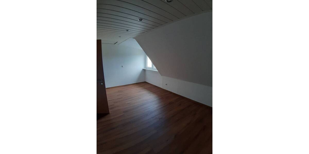 Einfamilienhaus Zirndorf - 6 Zimmer, 130 m&sup2;, 650.000&euro; | Angebot:25662806