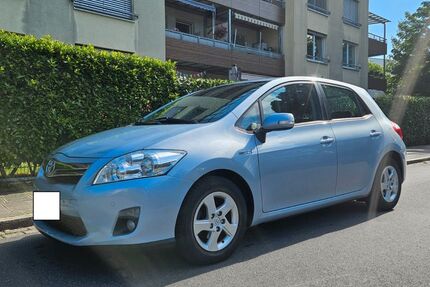 Toyota Auris 129.000 km 6.999 &euro; Nürnberg 90478