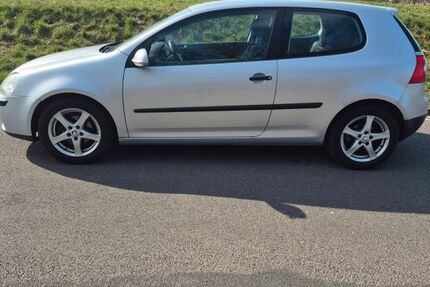 VW Golf 252.954 km 2.300 &euro; Langenzenn 90579