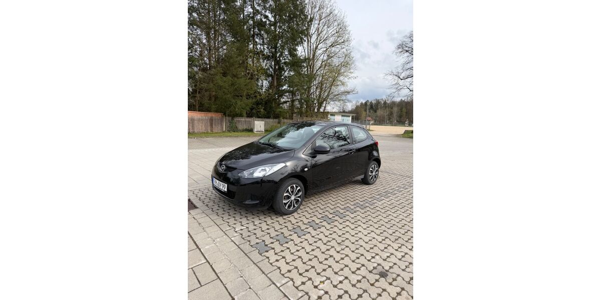 Mazda 2 116.000 km 3.500 &euro; Schwanstetten 90596