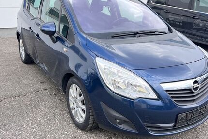 Opel Meriva 261.000 km 2.500 &euro; Nürnberg 90431
