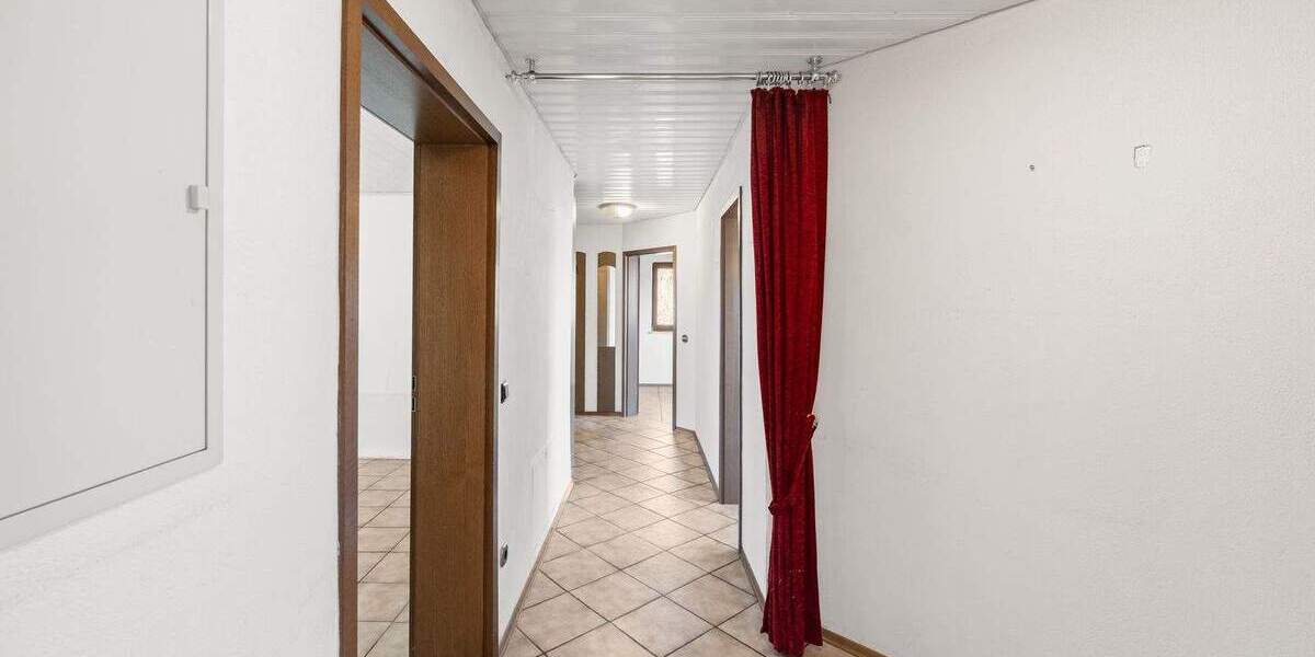 Mehrfamilienhaus, Wohnhaus Hagenbüchach - 1 Zimmer, 261 m&sup2;, 635.000&euro; | Angebot:25670108