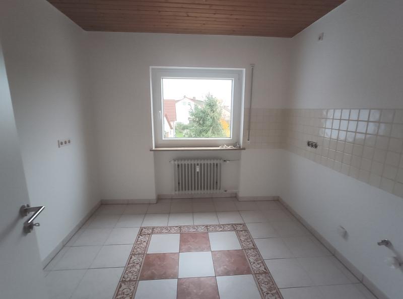 3- Zi. DG Wohnung mit 2 Balkonen und Garage - Etagenwohnung Hemhofen | Angebot:22401892