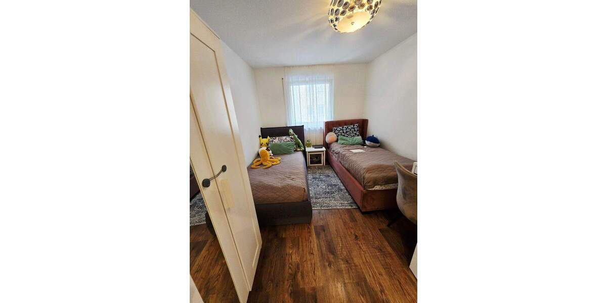 Etagenwohnung Nürnberg Glockenhof - 4 Zimmer, 101 m&sup2;, 335.000&euro; | Angebot:25665172