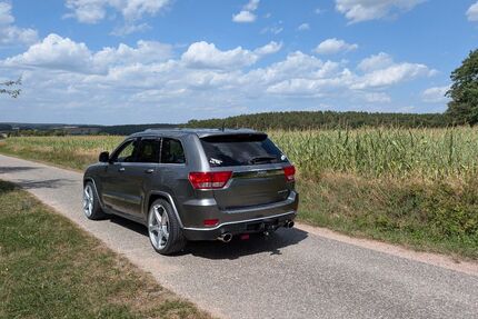 Jeep Grand Cherokee 249.536 km 10.500 &euro; Uehlfeld 91486