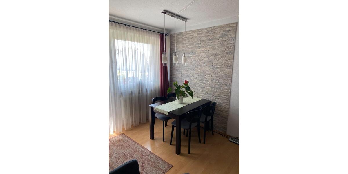 Etagenwohnung Lauf an der Pegnitz - 3 Zimmer, 67 m&sup2;, 222.000&euro; | Angebot:25987661