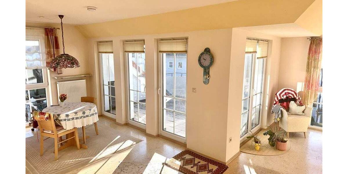 Etagenwohnung Winkelhaid b Nürnberg Winkelhaid - 2 Zimmer, 77 m&sup2;, 247.000&euro; | Angebot:25695528