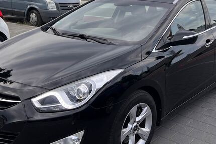 Hyundai i40 203.690 km 5.700 &euro; Nürnberg 90431