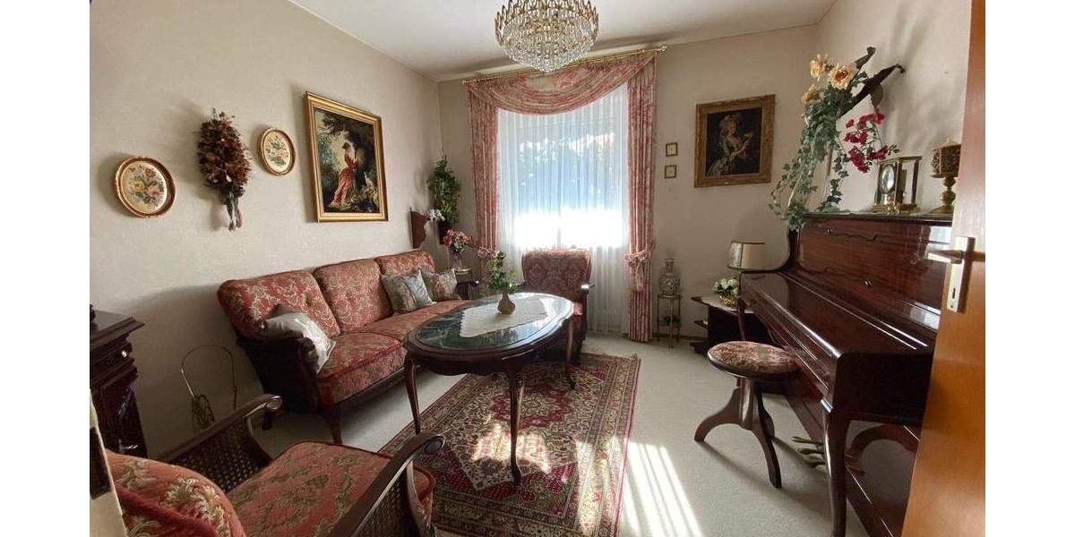 Mehrfamilienhaus, Wohnhaus Langenzenn - 8 Zimmer, 194 m&sup2;, 679.000&euro; | Angebot:25797925