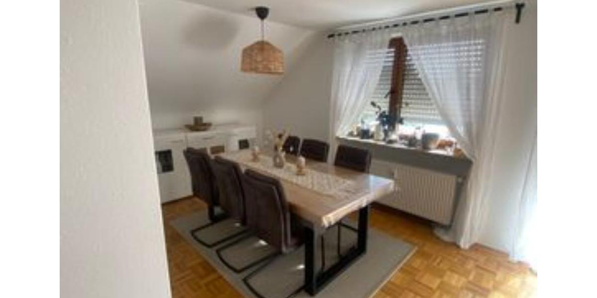 Dachgeschoßwohnung Möhrendorf - 3 Zimmer, 70 m&sup2;, 700&euro; | Angebot:25589275