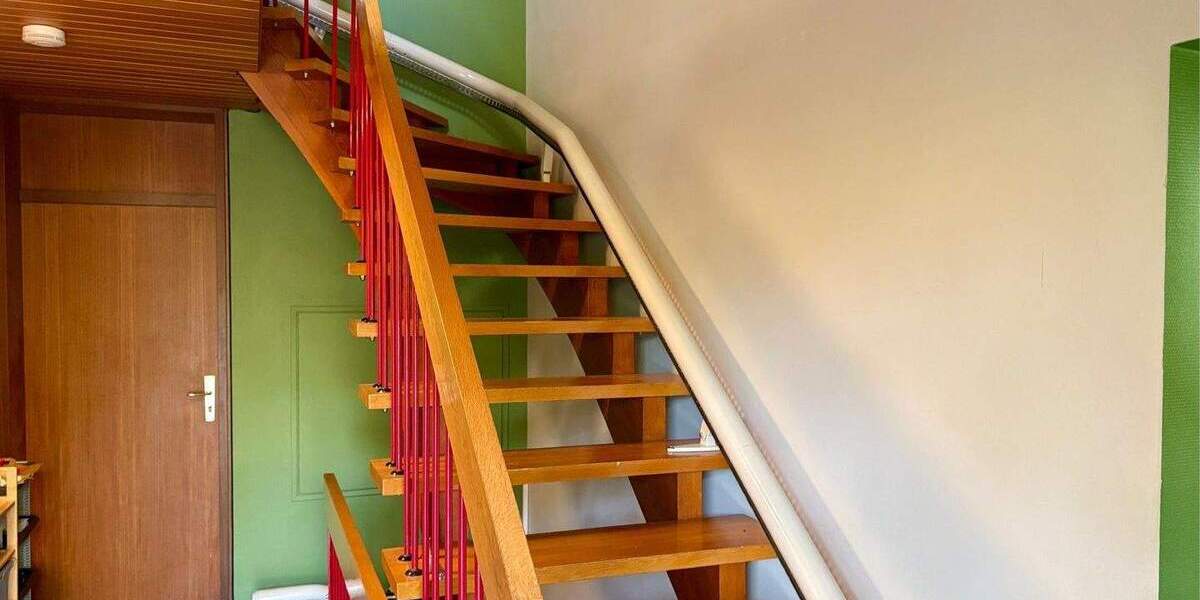 Einfamilienhaus Erlangen Tennenlohe - 7 Zimmer, 155 m&sup2;, 890.000&euro; | Angebot:25671213